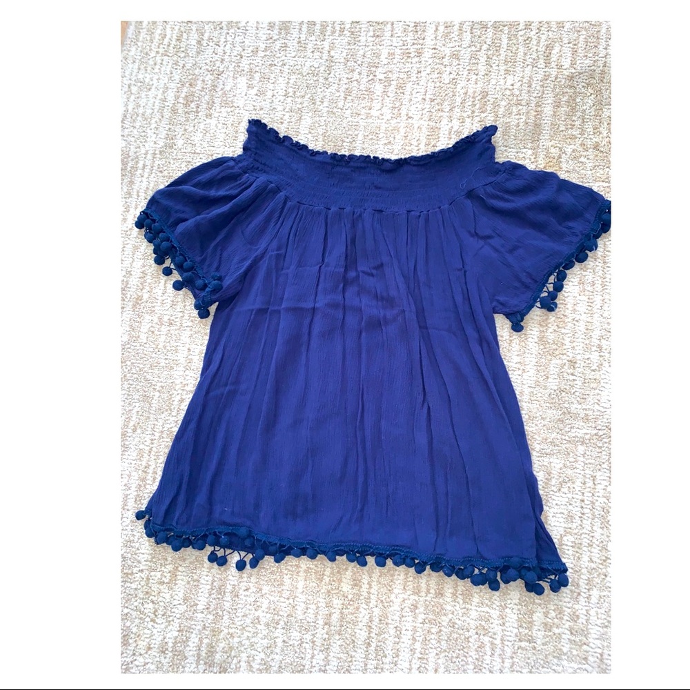 Off the shoulders Blouse